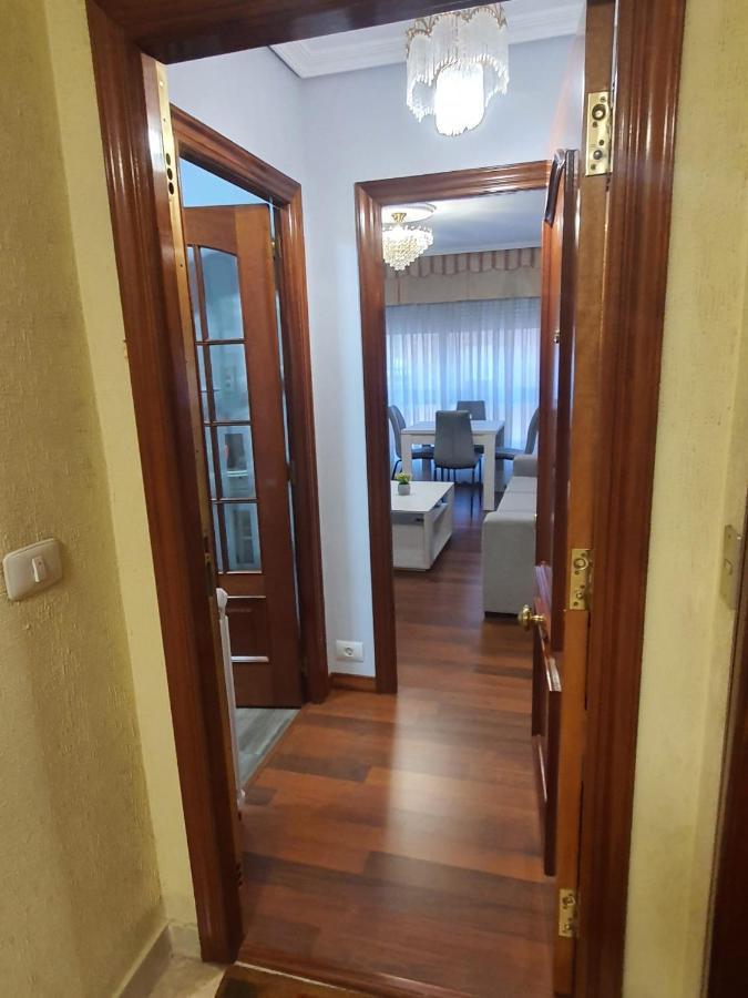 Apartamento Turístico Menéndez Pelayo -Vigo Esterno foto