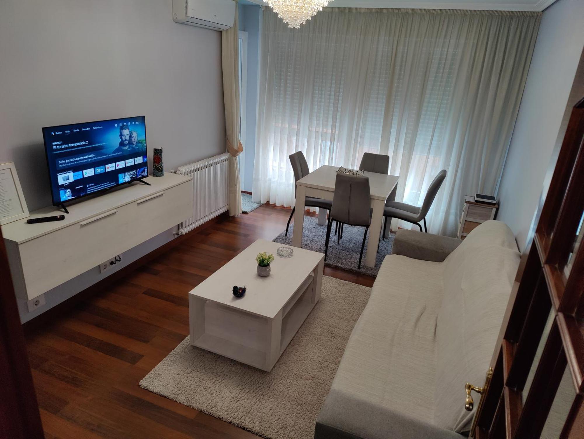 Apartamento Turístico Menéndez Pelayo -Vigo Esterno foto
